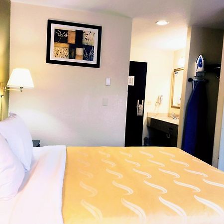 Cozy Inn 森特勒利亚 外观 照片